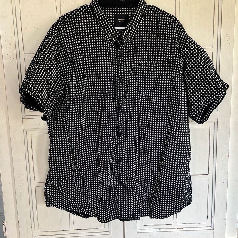 Six Lincoln men’s size 4X black and white short sleeve button down shirt